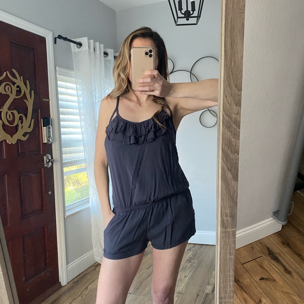 Ruffle romper